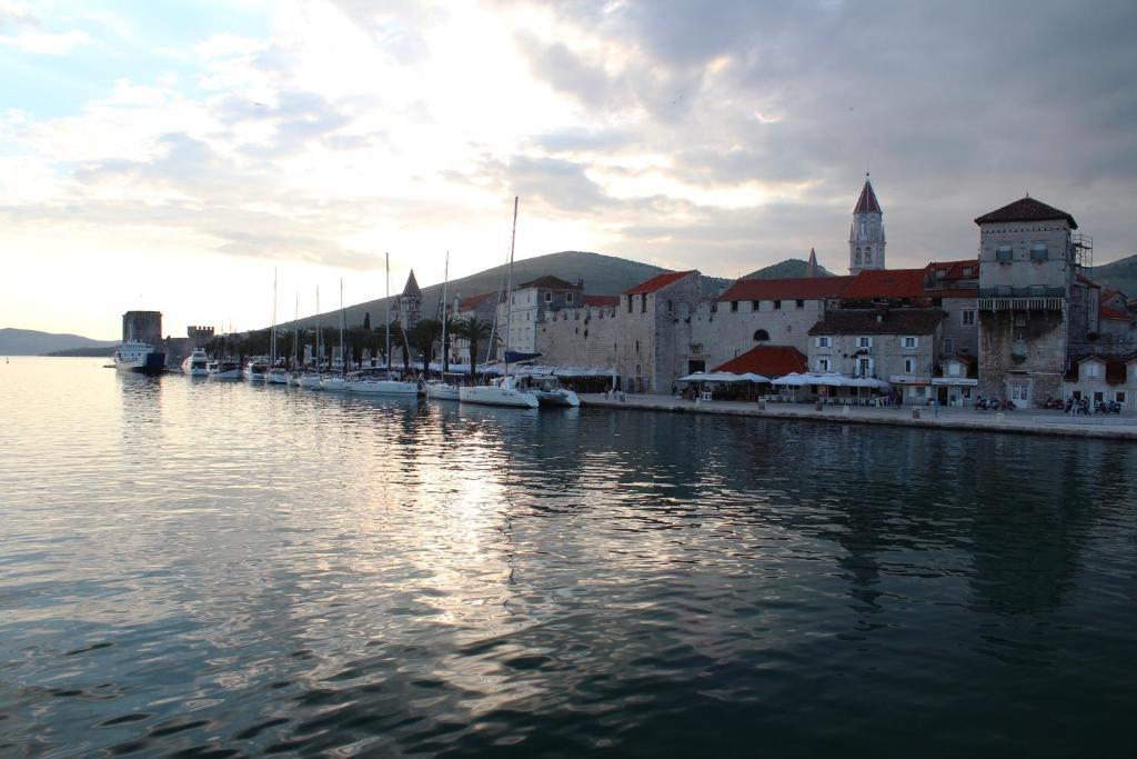 Apartments Villa Filip Trogir Cameră foto